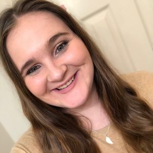 Meet your Posher, Alexus